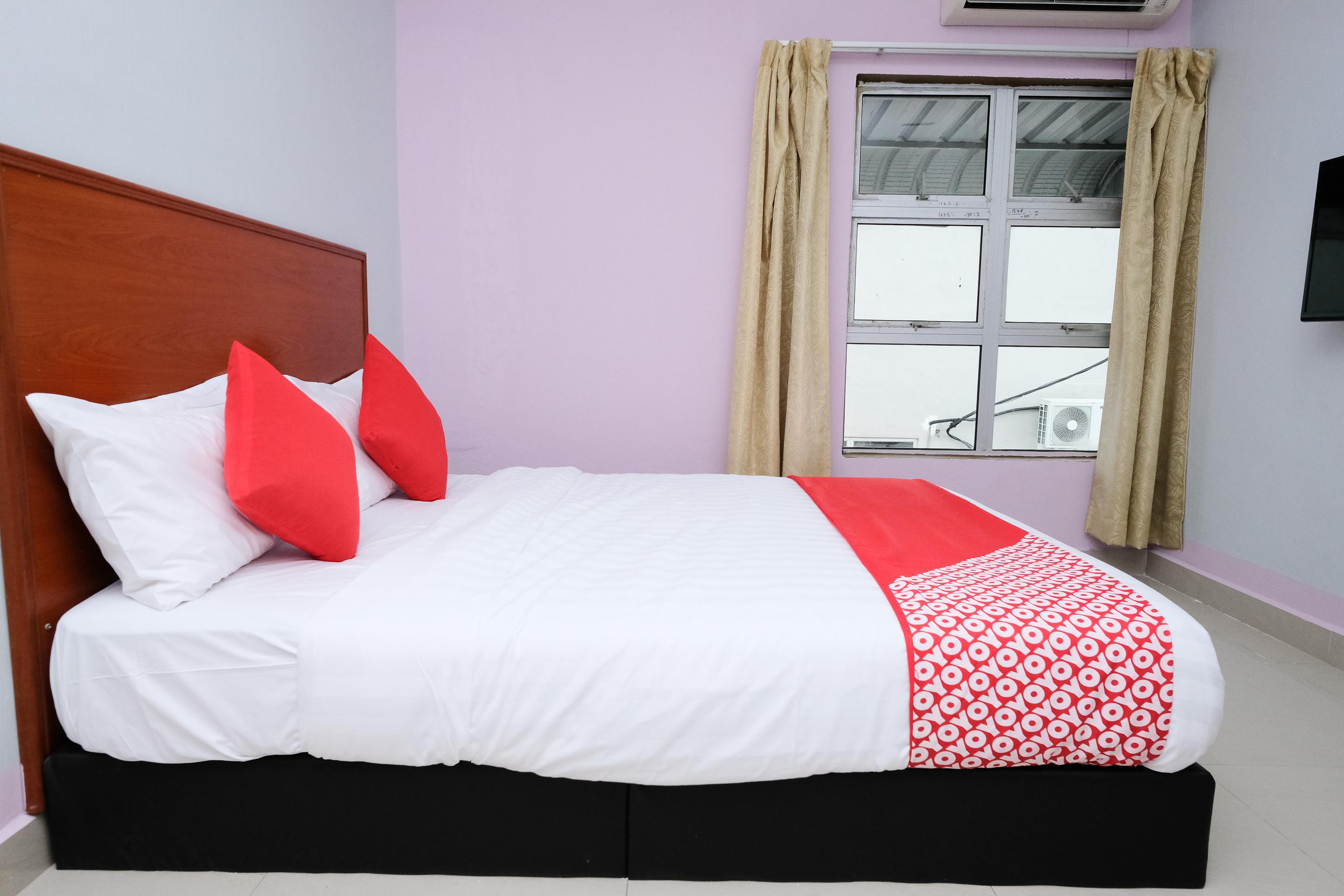โอโย 720 คอริดอร์ โฮเต็ล 2 Hotel เปอกัน ภายนอก รูปภาพ