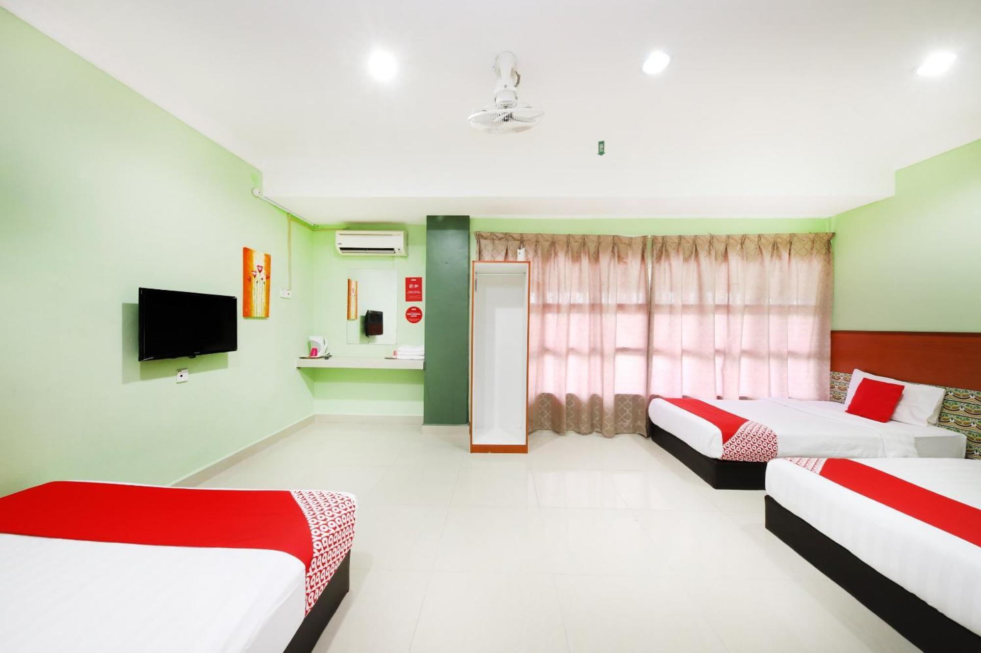 โอโย 720 คอริดอร์ โฮเต็ล 2 Hotel เปอกัน ภายนอก รูปภาพ