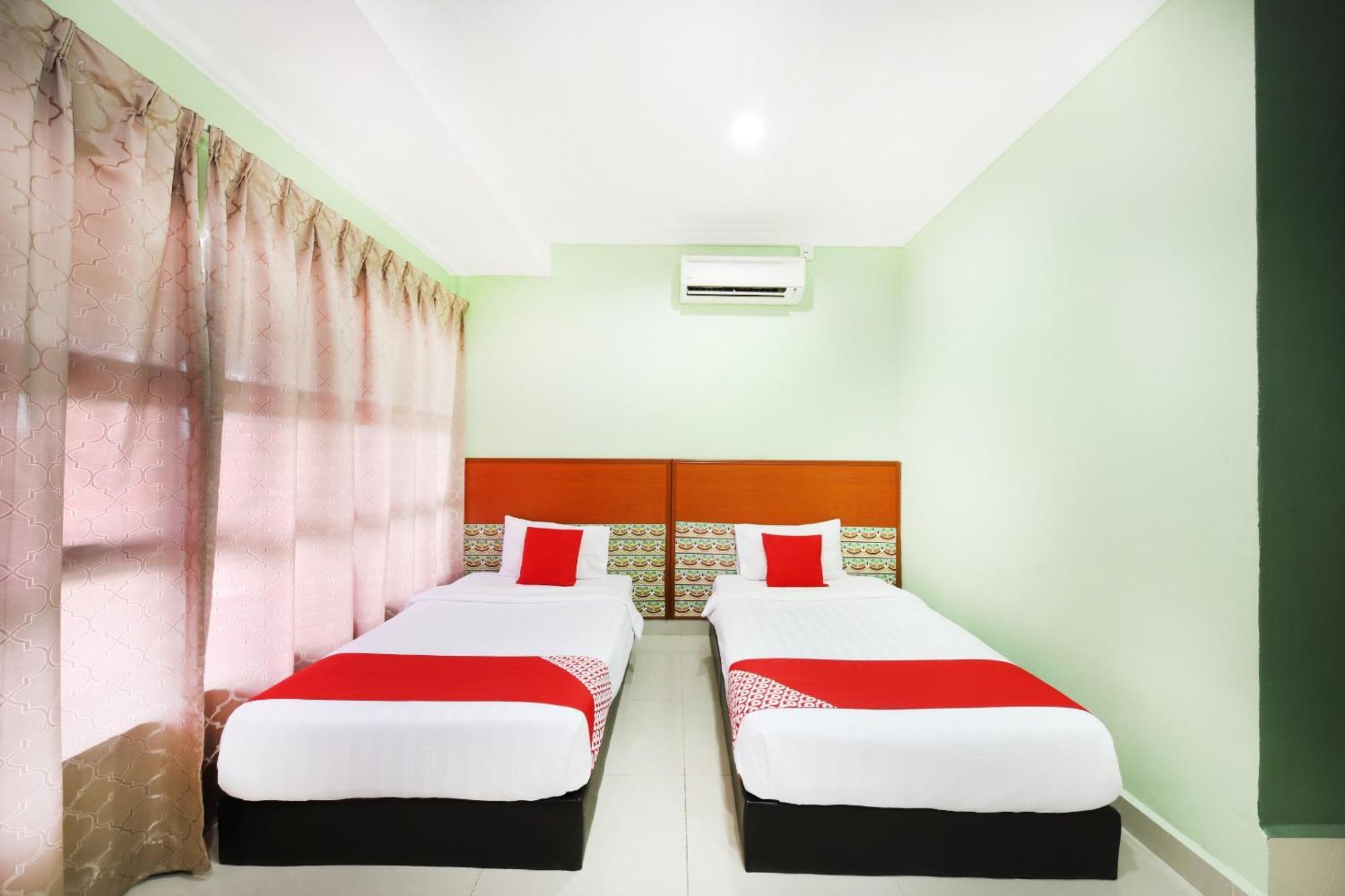 โอโย 720 คอริดอร์ โฮเต็ล 2 Hotel เปอกัน ภายนอก รูปภาพ