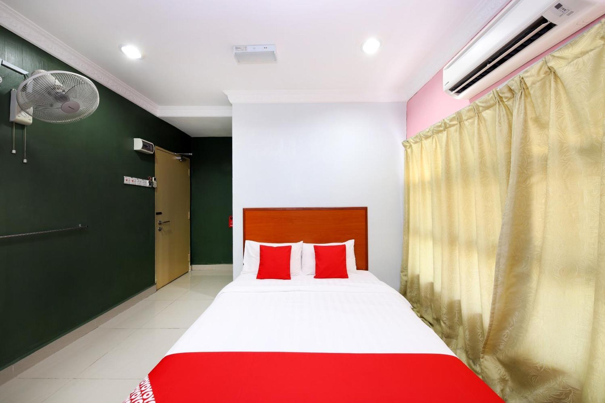 โอโย 720 คอริดอร์ โฮเต็ล 2 Hotel เปอกัน ภายนอก รูปภาพ