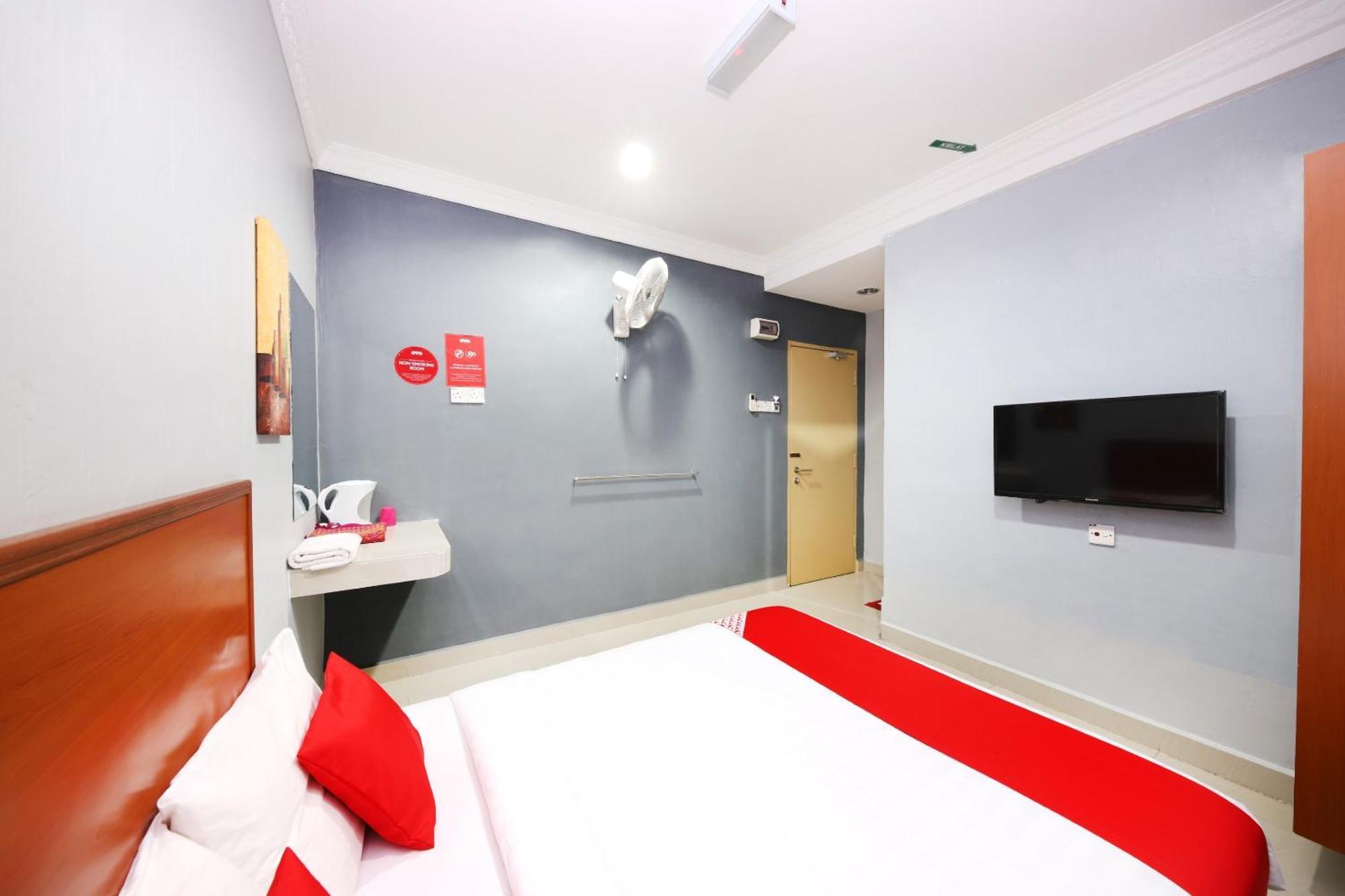 โอโย 720 คอริดอร์ โฮเต็ล 2 Hotel เปอกัน ภายนอก รูปภาพ