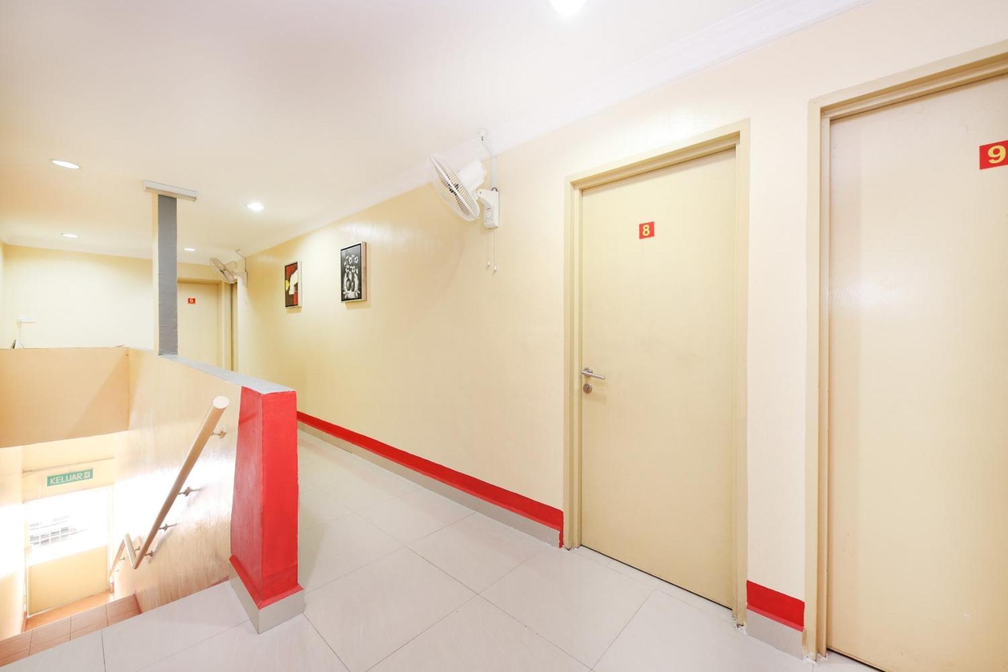 โอโย 720 คอริดอร์ โฮเต็ล 2 Hotel เปอกัน ภายนอก รูปภาพ